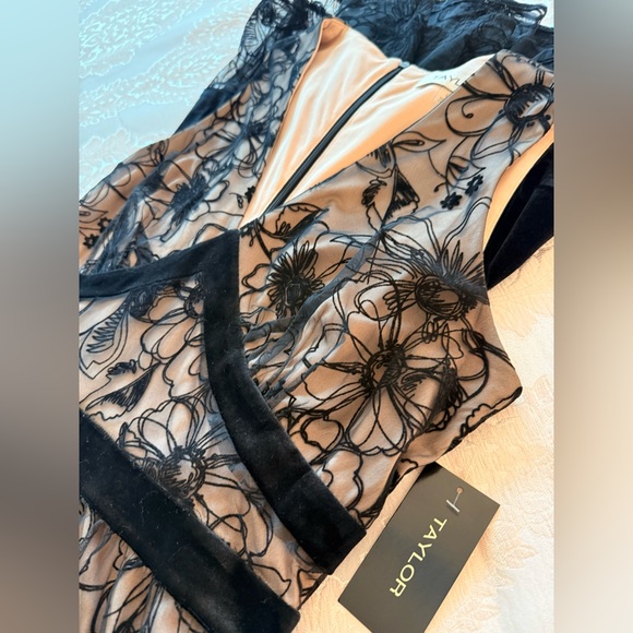Taylor Black and Nude Floral Dress - Picture 5 of 8
